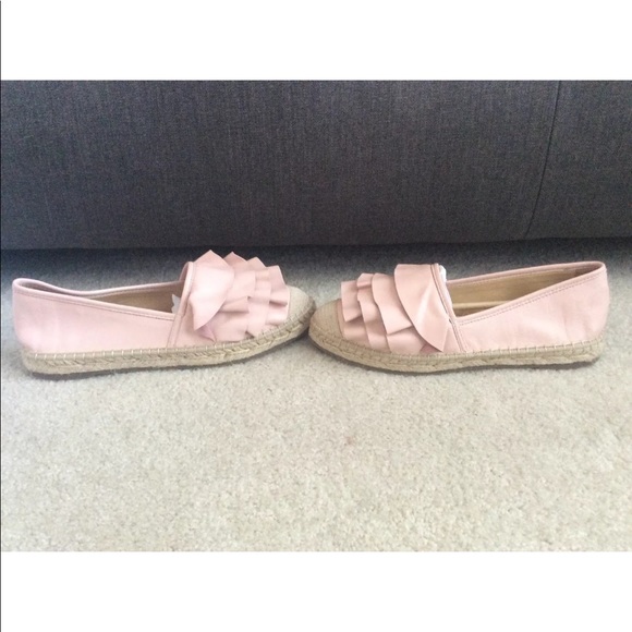 Neiman Marcus ruffle & leather Espadrilles - Picture 6 of 7